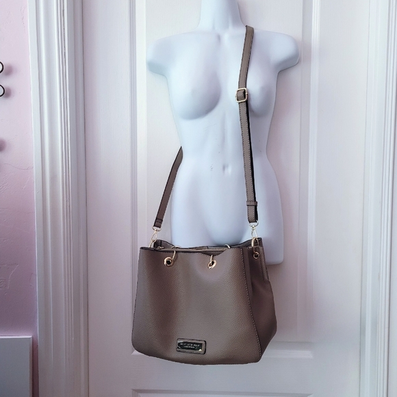 Marc New York Bags Marc New York Handbag Poshmark marc-new-york-bags-marc-new-york-handbag-poshmark